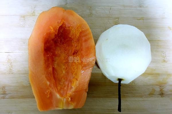 木瓜炖梨的做法图解1