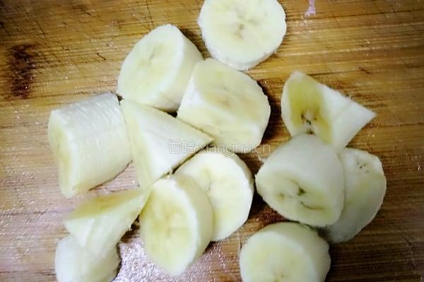 菠萝苹果香蕉汁的做法图解7