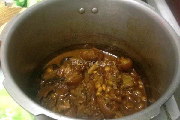 花生黄豆炖猪蹄的做法图解15