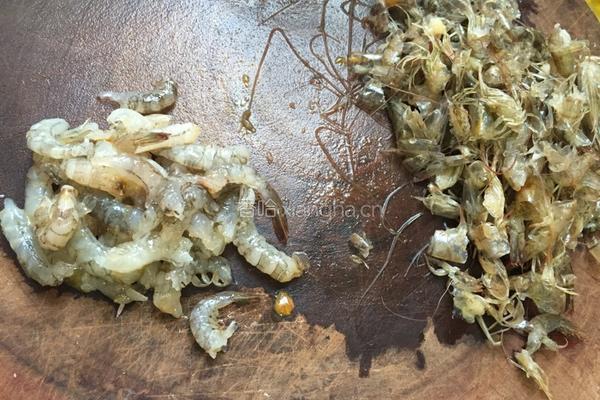 糖醋虾仁的做法图解4