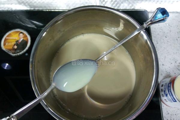 自制奶茶的做法图解9