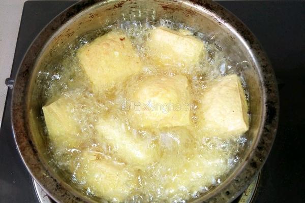 油炸臭豆腐的做法图解3