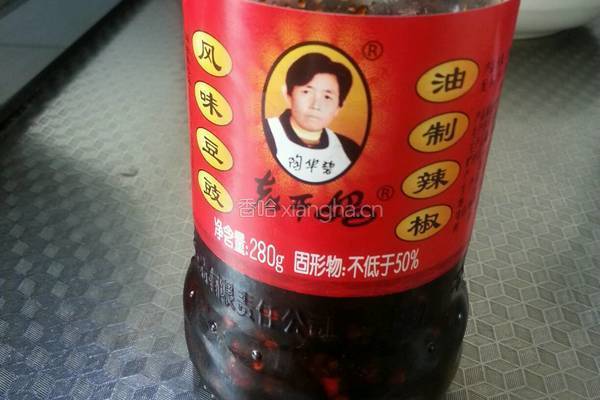 五花肉豆豉炒青椒的做法图解2