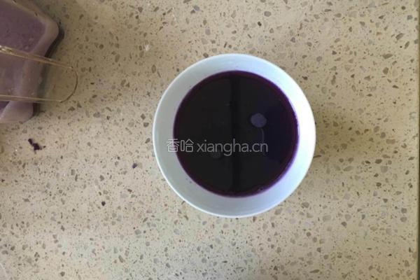 紫甘蓝手擀面的做法图解5