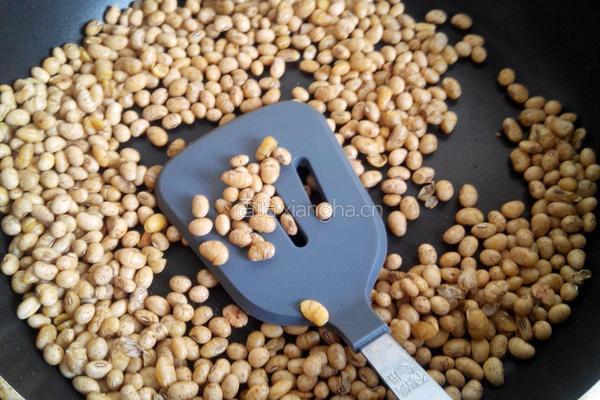 干炒五香黄豆的做法图解5