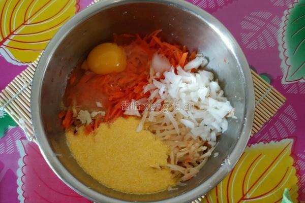 土豆胡萝卜煎饼的做法图解2