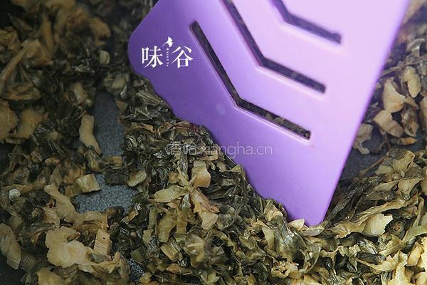 家常梅菜扣肉的做法图解7