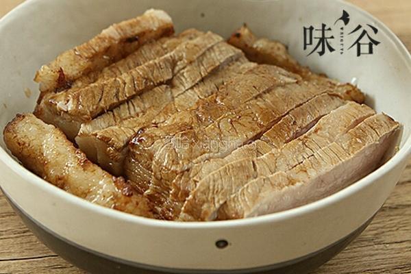 家常梅菜扣肉的做法图解9
