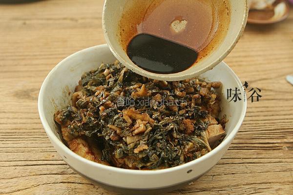 家常梅菜扣肉的做法图解11