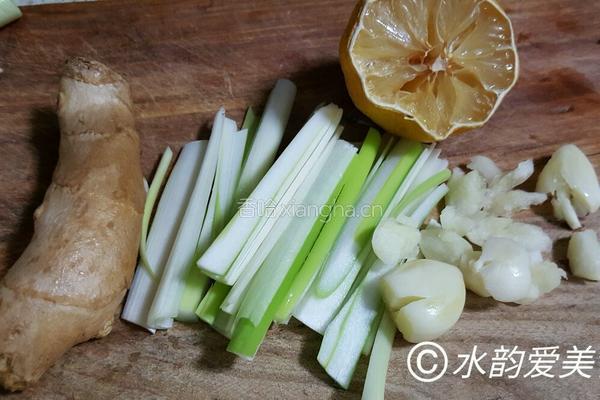 奥尔良烤鸡腿的做法图解3