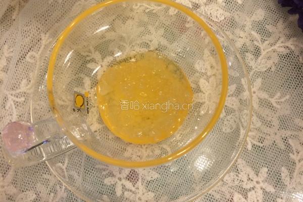 蜂蜜芹菜汁的做法图解4