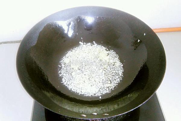 清炒莴笋叶的做法图解2
