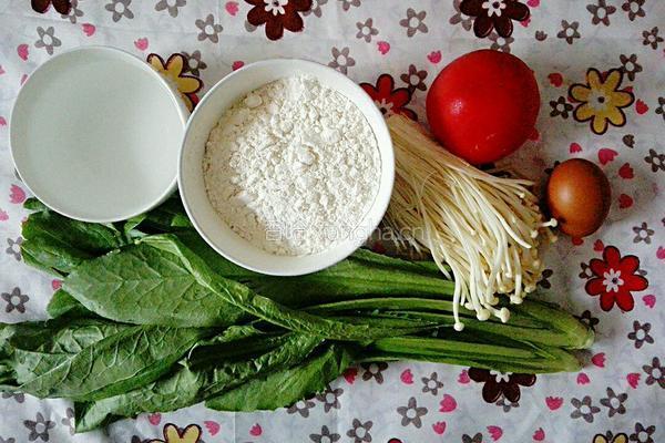 番茄金针菇蛋花疙瘩汤的做法图解1