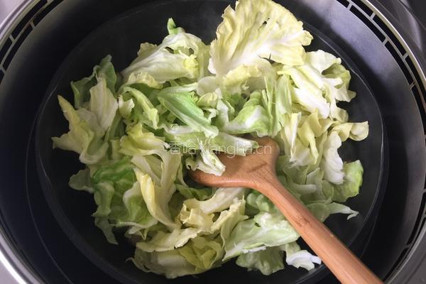 腊肉卷心菜的做法图解7