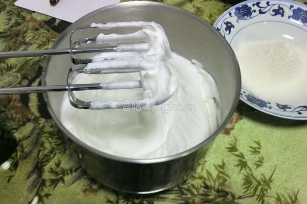巧克力蛋糕卷的做法图解6