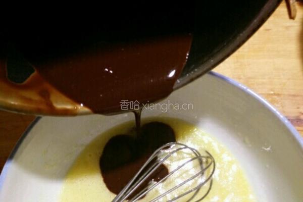 巧克力熔岩蛋糕的做法图解5