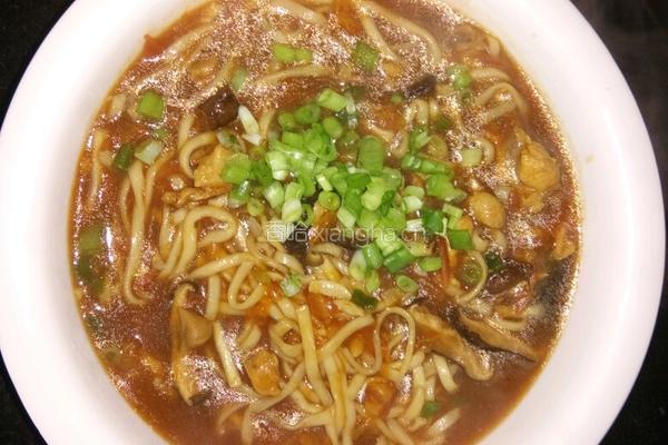 香菇鸡丝面
