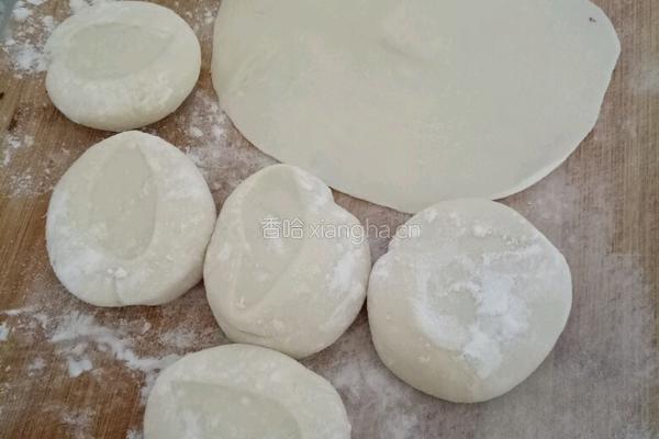 韭菜鸡蛋烫面蒸饺的做法图解6