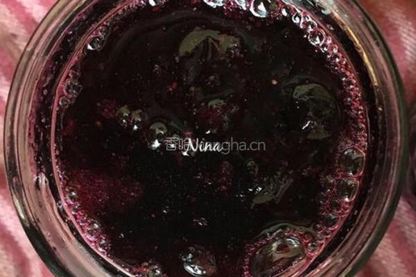 蓝莓果酱的做法图解7