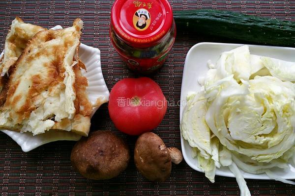 榨菜时蔬炒饼的做法图解1