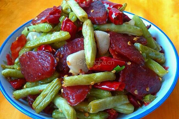 腊肠干煸四季豆的做法图解10