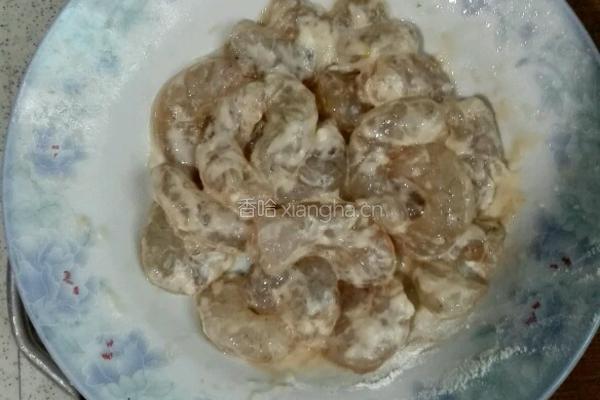 西芹炒虾仁的做法图解3