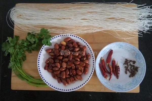 酸辣米线的做法图解1