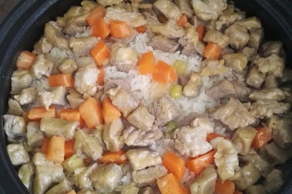 肉焖饭的做法图解15