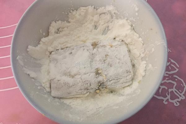 家常烧带鱼的做法图解3
