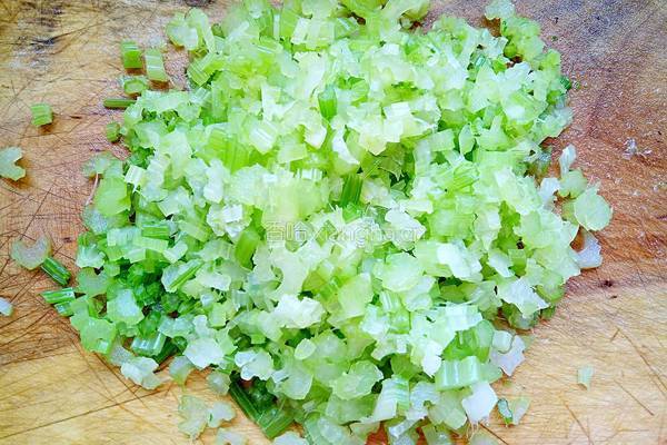 糖果蒸饺（芹菜猪肉馅儿）的做法图解8