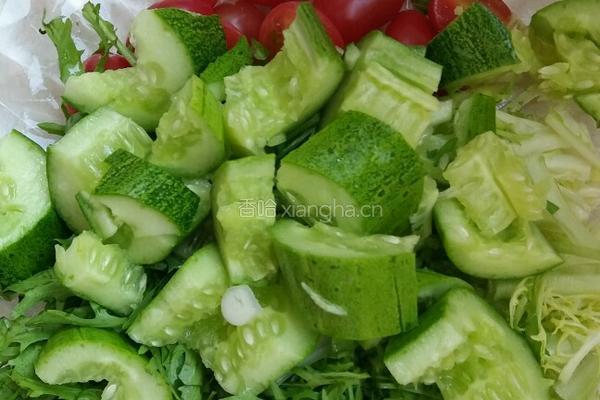 减肥大拌菜的做法图解2