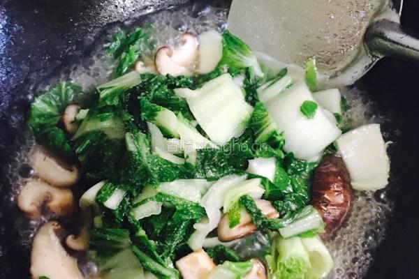 家常香菇青菜的做法图解6