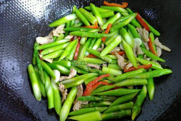 清炒芦笋肉丝的做法图解8