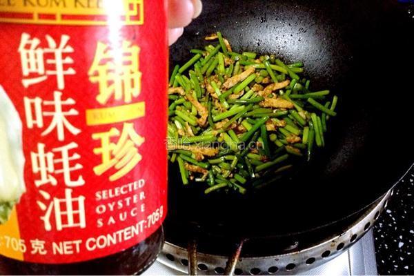 蚝油蒜苗炒鸡丝的做法图解18