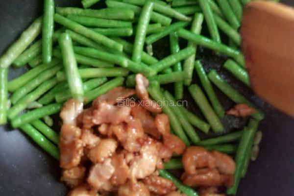豆角炒肉片的做法图解5