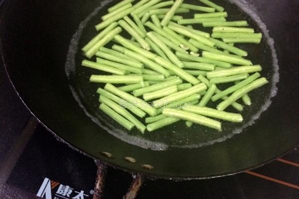 长豆烧茄子的做法图解4