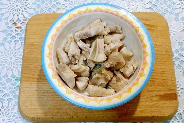 干贝排骨粥的做法图解2