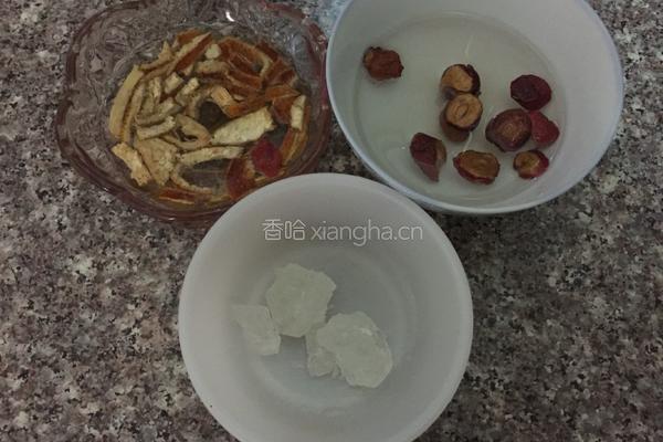 山楂陈皮茶的做法图解1