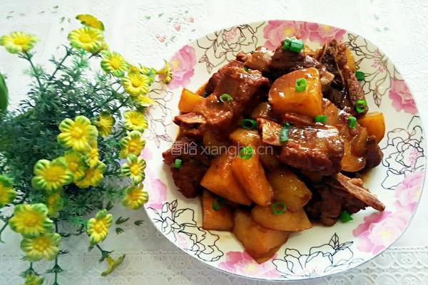小土豆烧排骨的做法图解7
