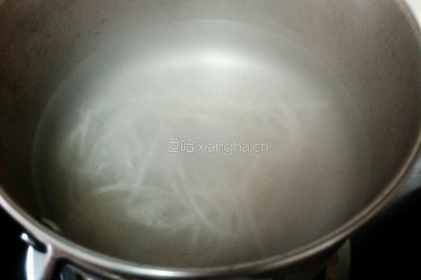 砂锅土豆粉的做法图解4