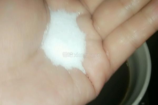 老醋花生米的做法图解5