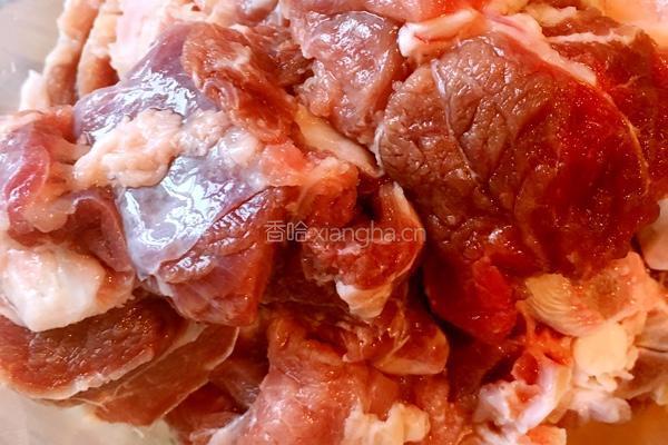家常红焖羊肉的做法图解1