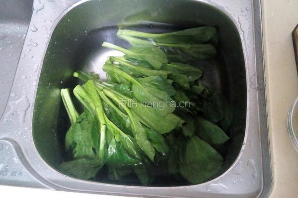 广式腊味煲仔饭的做法图解3