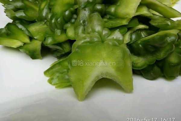 苦瓜牛肉的做法图解4