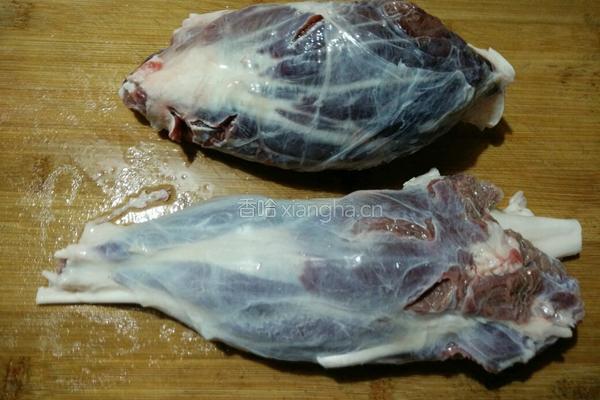 凉拌卤牛肉的做法图解1