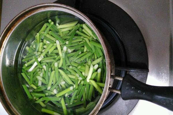 凉拌蒜苔的做法图解5