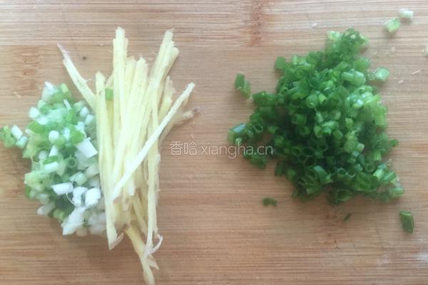 青菜豆腐鱼丸汤的做法图解3
