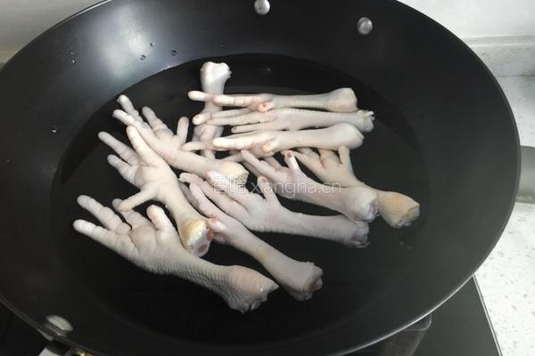 红烧鸡爪的做法图解3