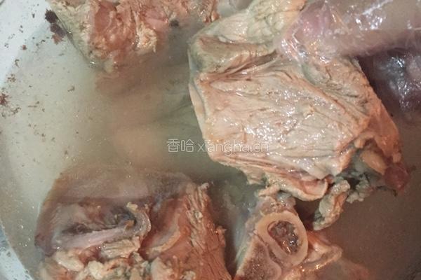 山药枸杞骨头汤的做法图解7