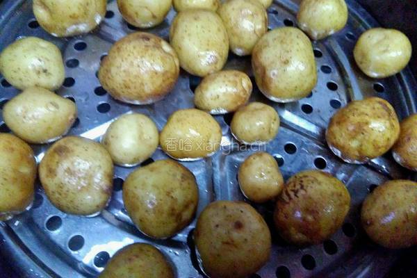 酱小土豆的做法图解1